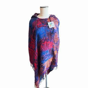 Gringo Fair Trade Colorful Hooded‎ Poncho Floral